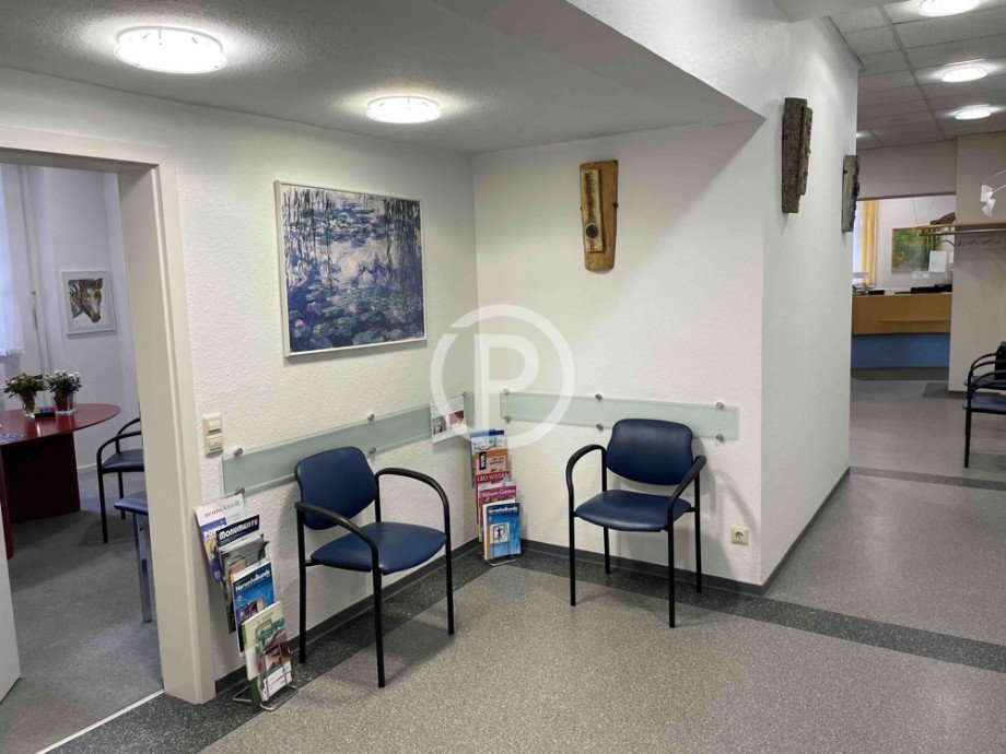 Wartebereich 2 - Patienten B�rofl�che Stuttgart / Botnang