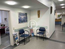 Wartebereich 2 - Patienten B�roetage im Erdgeschoss in Stuttgart-Botnang zu vermieten