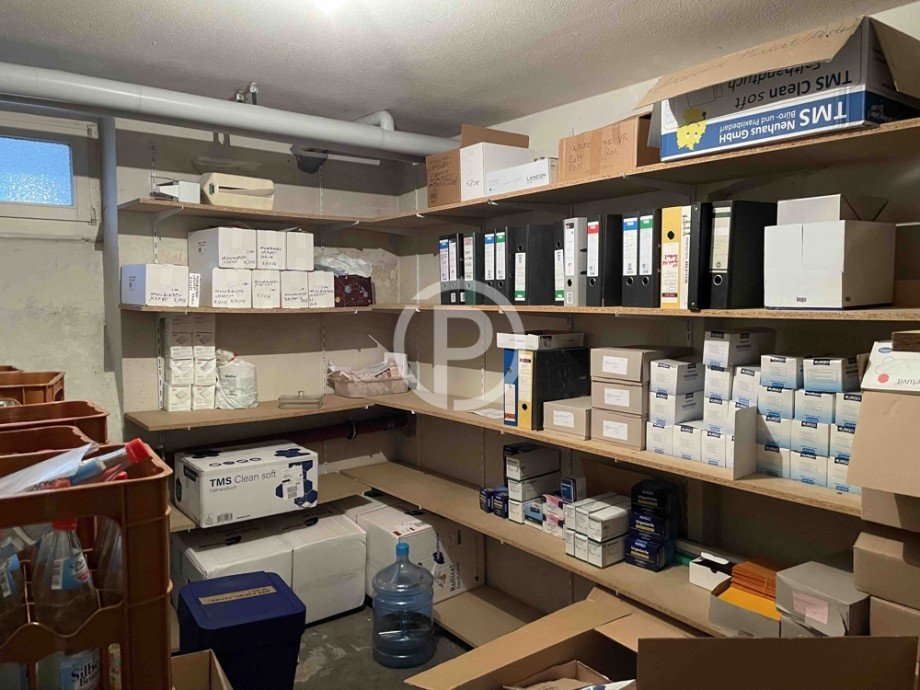 Abstellraum im Untergeschoss B�rofl�che Stuttgart / Botnang