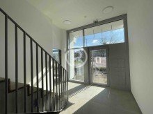 EG Treppenhaus Eingang Vertriebsstandort vor den Toren Stuttgarts: Attraktive B�ros und ansprechende Pr�senationsfl�chen