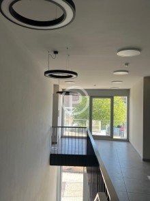 OG Treppenhaus Vertriebsstandort vor den Toren Stuttgarts: Attraktive B�ros und ansprechende Pr�senationsfl�chen